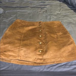 Brown corridor skirt